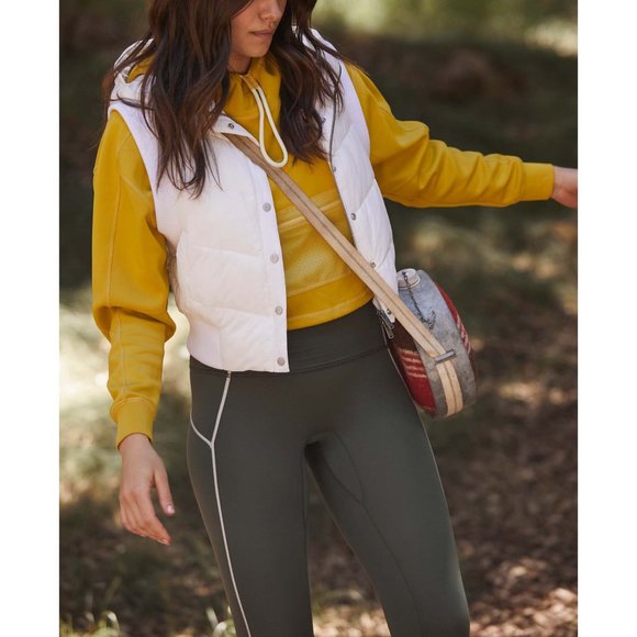 NWT FP Movement Nature Seeker Puffer Vest / White - Picture 1 of 9